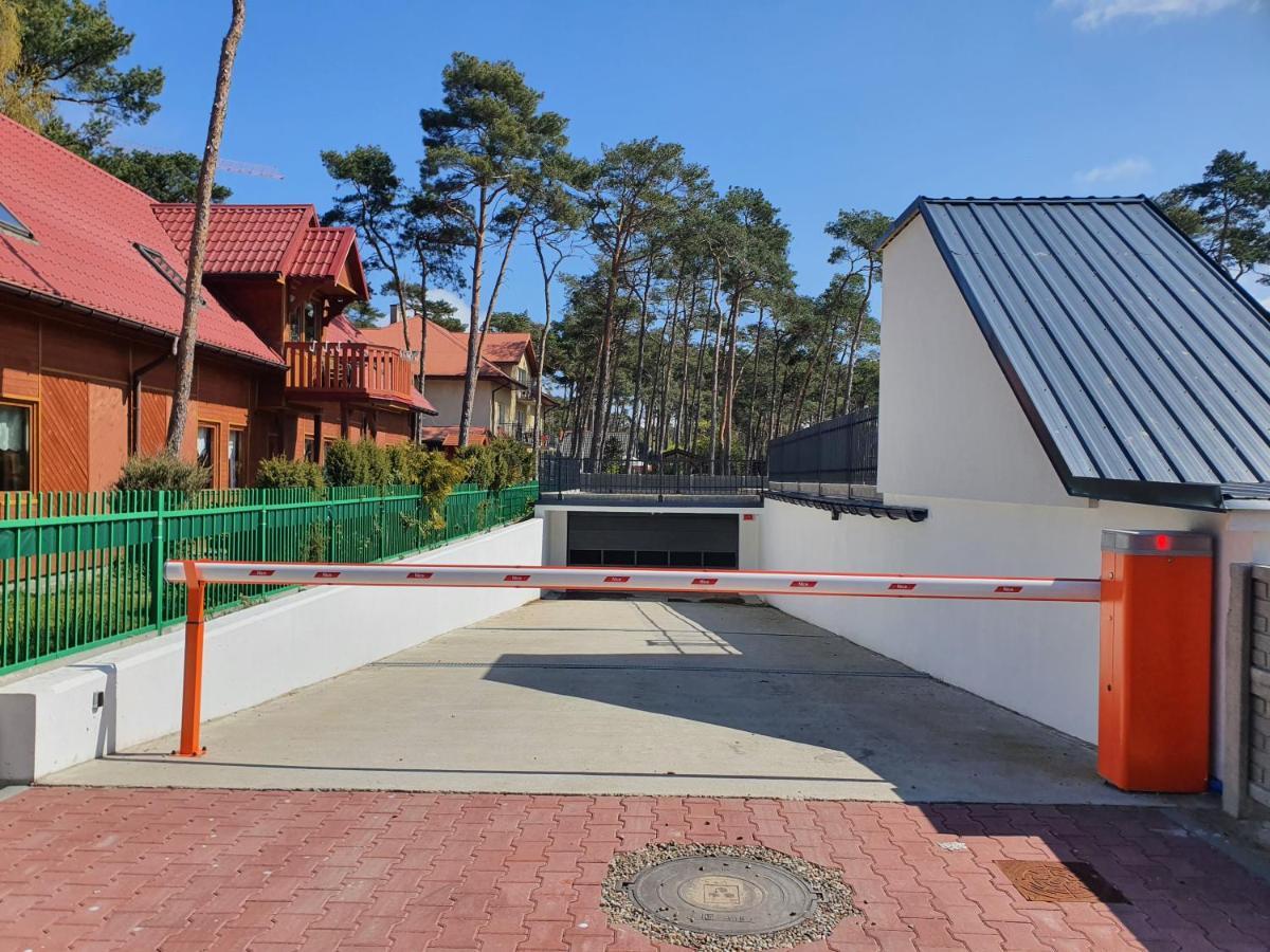 Apartament Beige Z Ogrodkiem Дзивновек Екстериор снимка